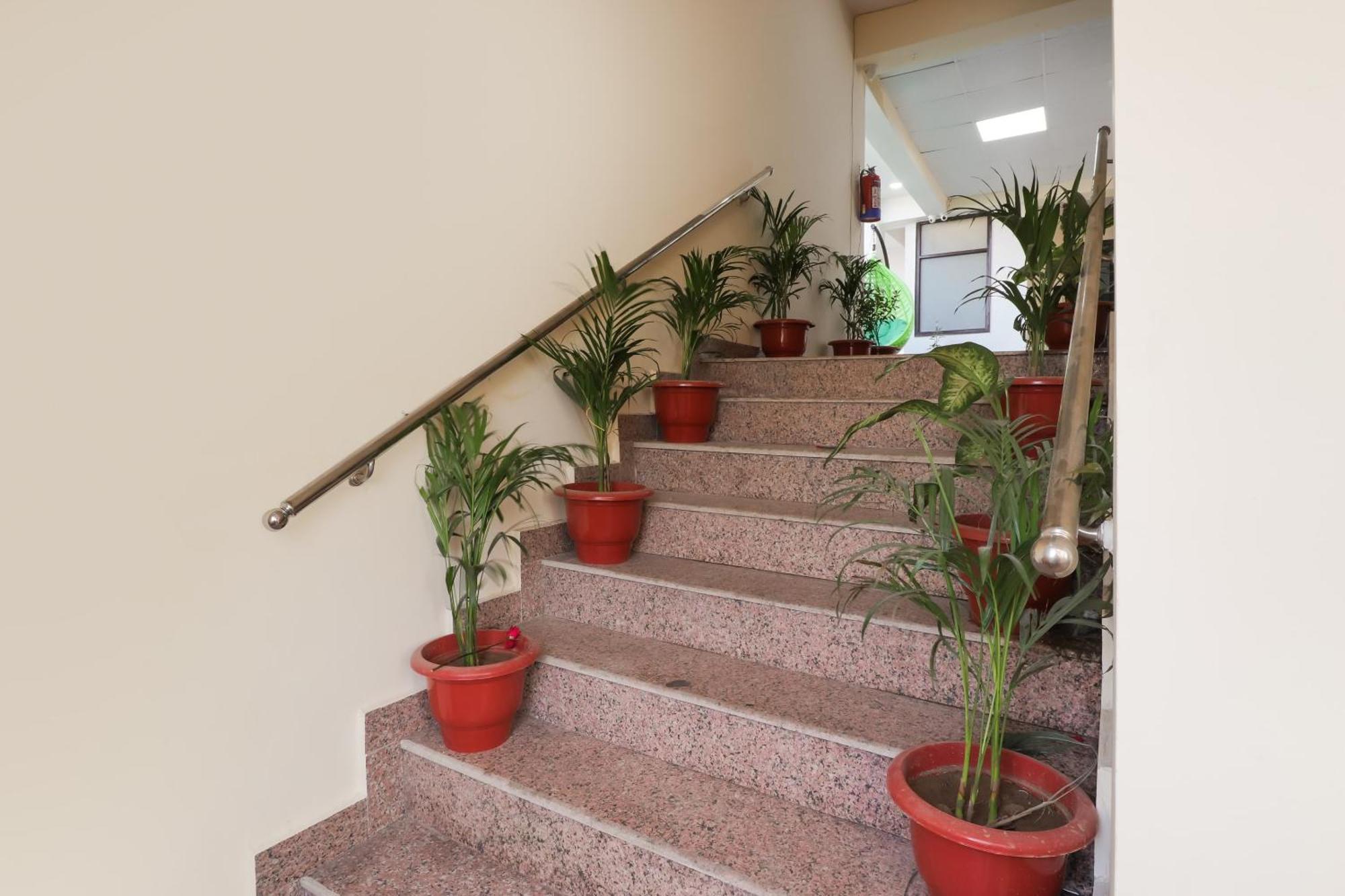 Hotel O Maharaja Gold New Delhi Luaran gambar